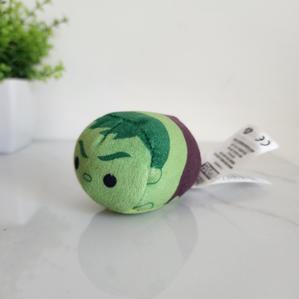 💚 Disney Marvel Hulk Tsum Tsum Mini Plush Micro Bean Bag Cute Collectible